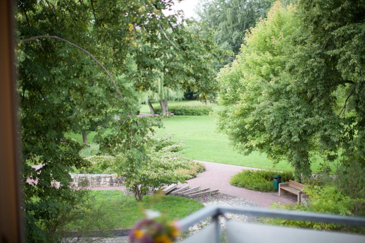 Ferienwohnung Am Kurpark باد كلوسترلاوسنيتز المظهر الخارجي الصورة